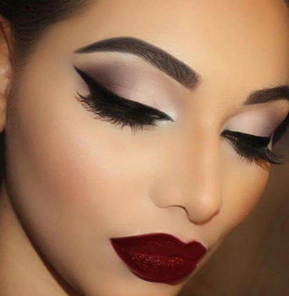 Spring 2018 Makeup Trends - Spring and Summer Beauty