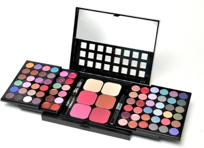 Tips on How to Create a Makeup Collection on a Budget Tips on How to Create a Makeup Collection on a Budget