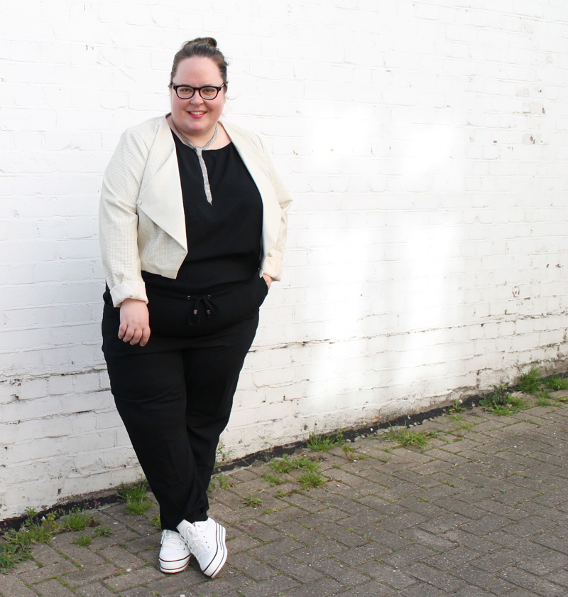 se tv Frigøre apologi Top 20 Plus Size Fashion Bloggers Right Now - Her Style Code