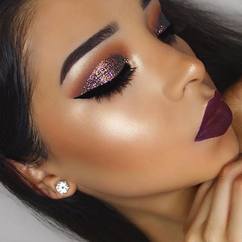 Glitter makeup eyeshadow