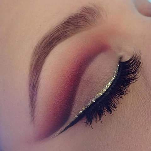 Top 10 Best Glitter Makeup Products & 20 Awsome Glitter Makeup Ideas