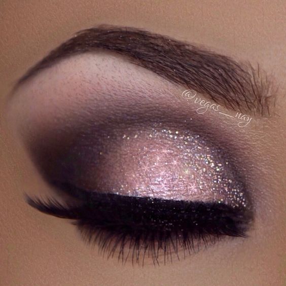 Top 10 Best Glitter Makeup Products & 20 Awsome Glitter Makeup Ideas