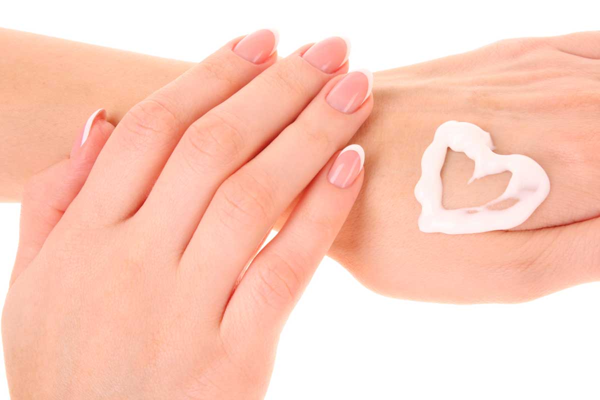 Beauty Tricks That Make You Look Younger