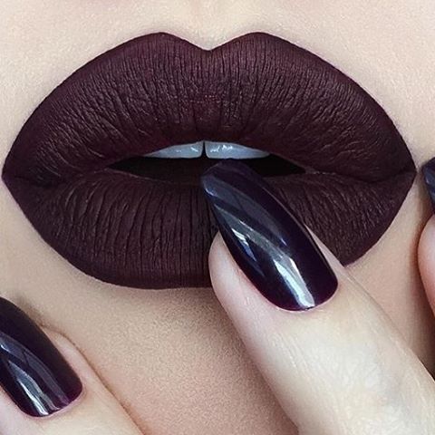 How to Rock Dark Lipstick