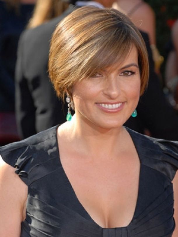 short hairstyles for thick hair women over 50