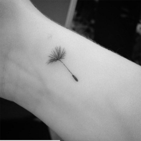 75 Awesome Small Tattoo Ideas 2021 Tiny Tattoo Designs For Girls