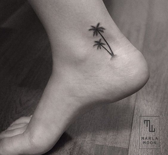 tiny tattoo ideas for girls