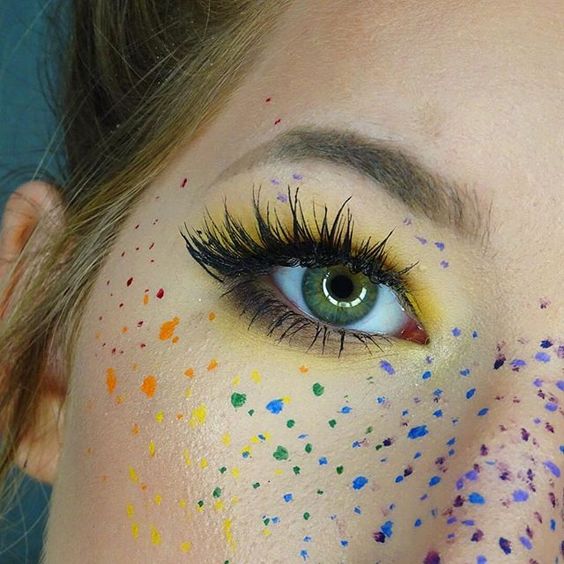 How to Pull Off Fake Freckles