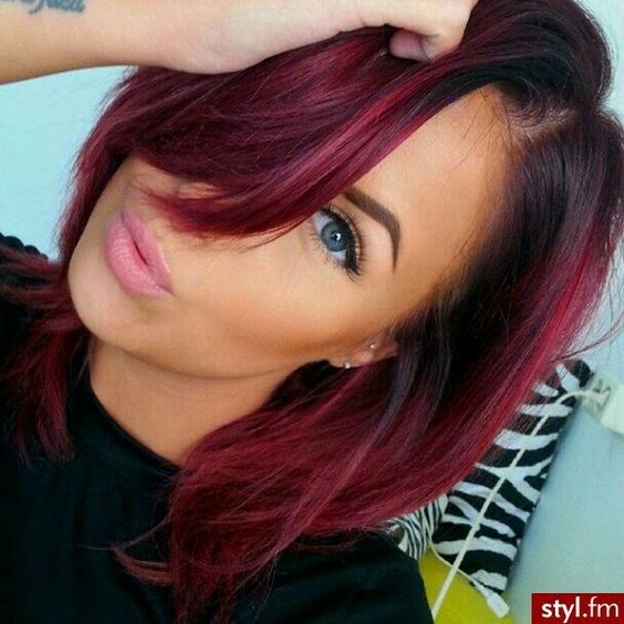 La coupe carrée  une série pour cette saison  Short hair styles Square  face hairstyles Red bob hair