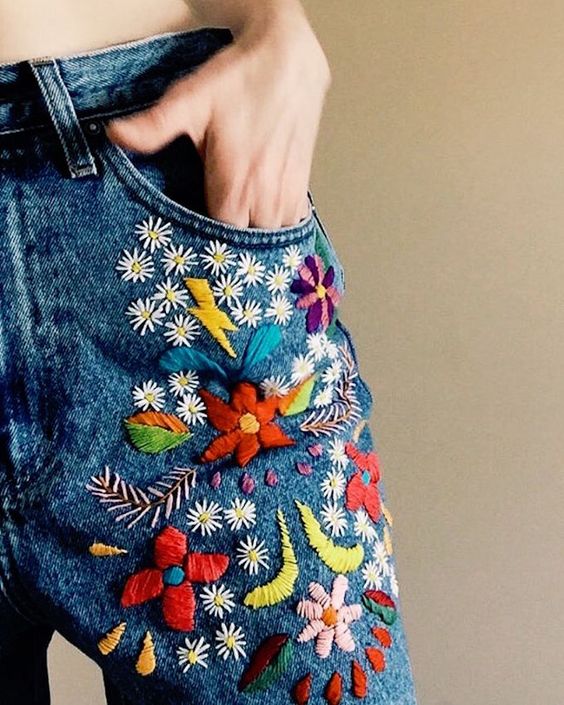 16 Trendy Embroidered Items of Clothing - Embroidery Design Ideas
