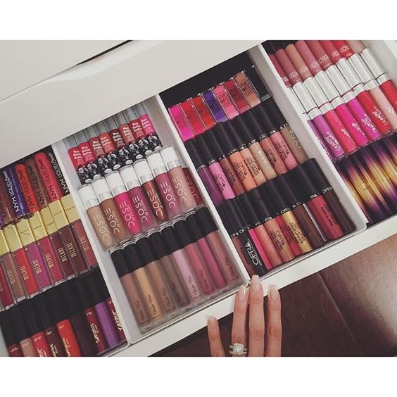 7 Tips for Spring Cleaning Your Beauty Collection