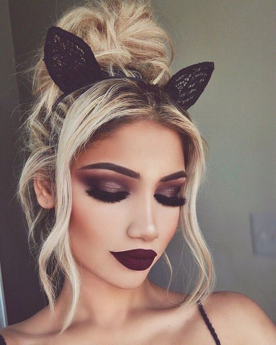 dark lipstick makeup