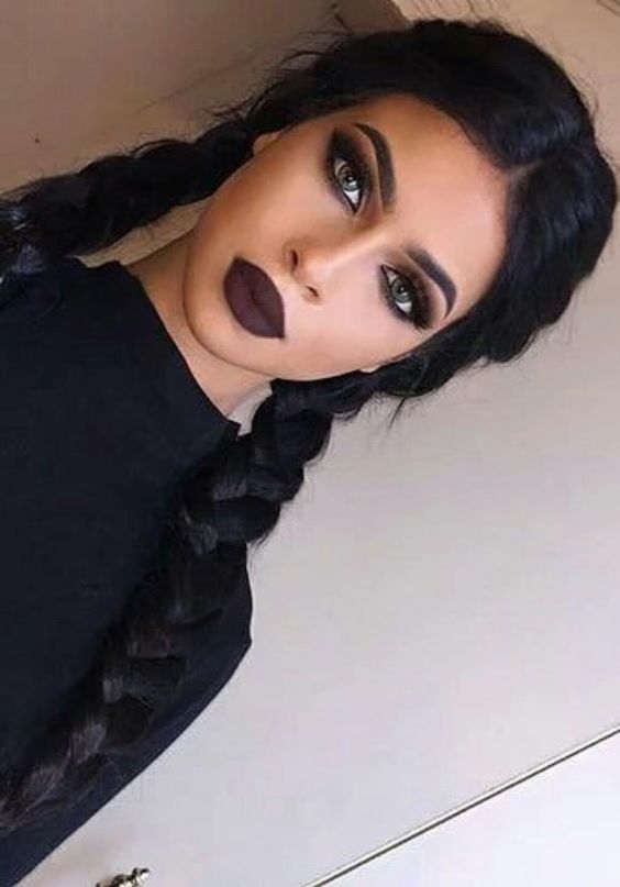 dark lipstick makeup looks