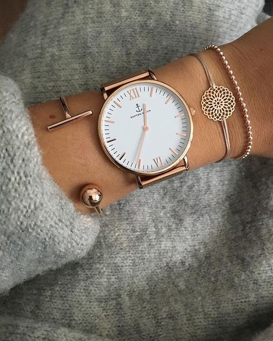 12 Ways To Accessorize Any Outfit