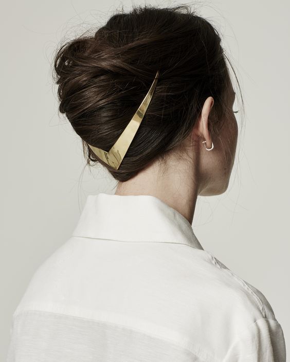 12 Ways To Accessorize Any Outfit