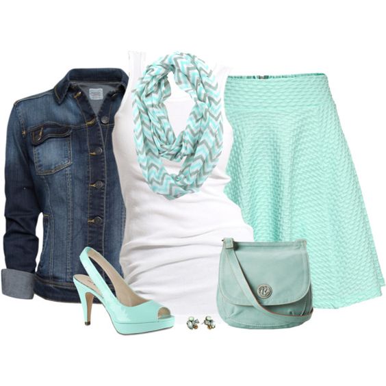 15 Flirty Outfits To Wear This Spring