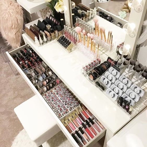 7 Ways to Revamp Your Beauty Collection Without Spending $$$ 