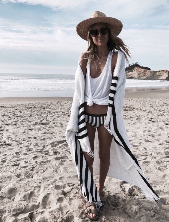 What to Wear For a Vacation - 20 Casual Outfit Ideas for Vacation