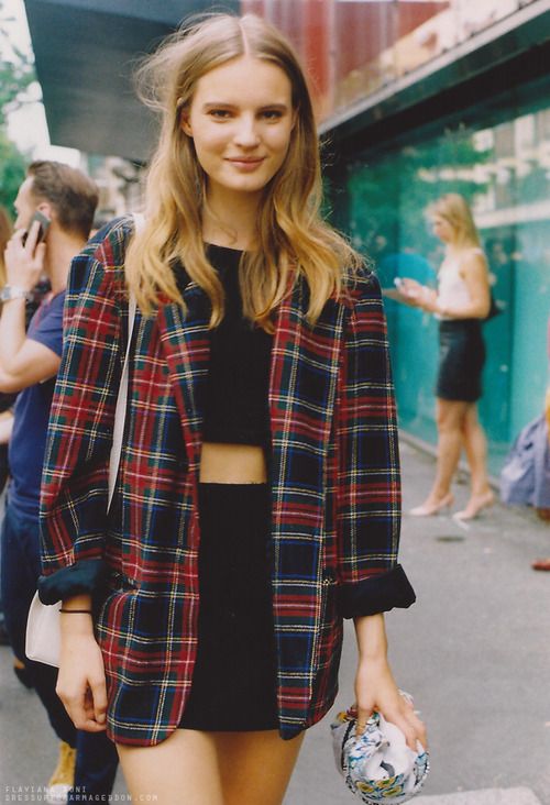 How to Wear a Flannel