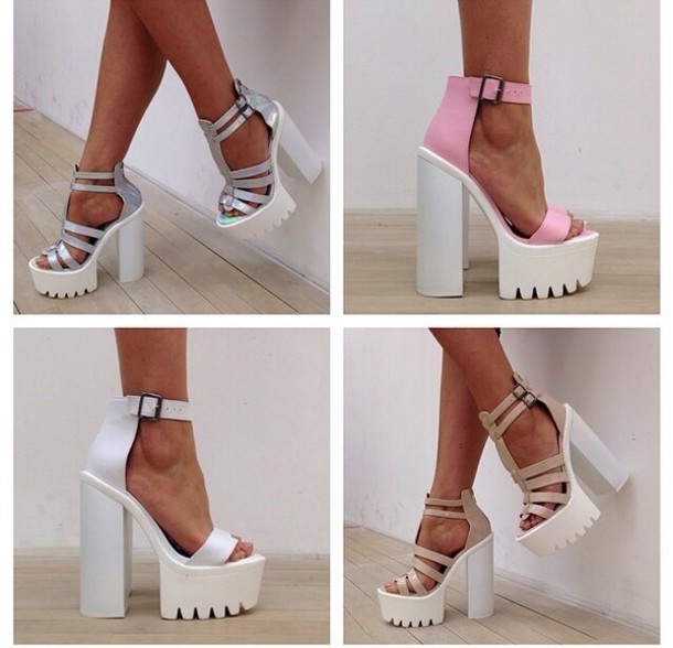 How to Wear Chunky Heels