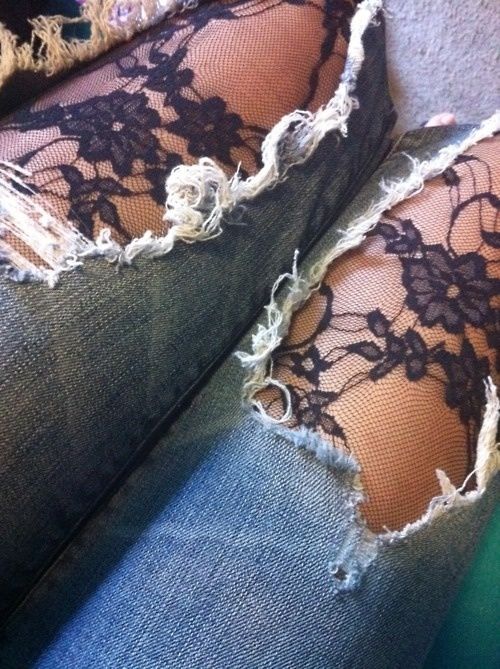 How to Wear Tights