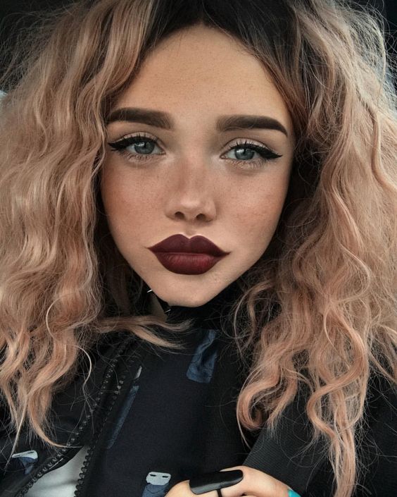 11 Ways to Pull off Dark Lipstick