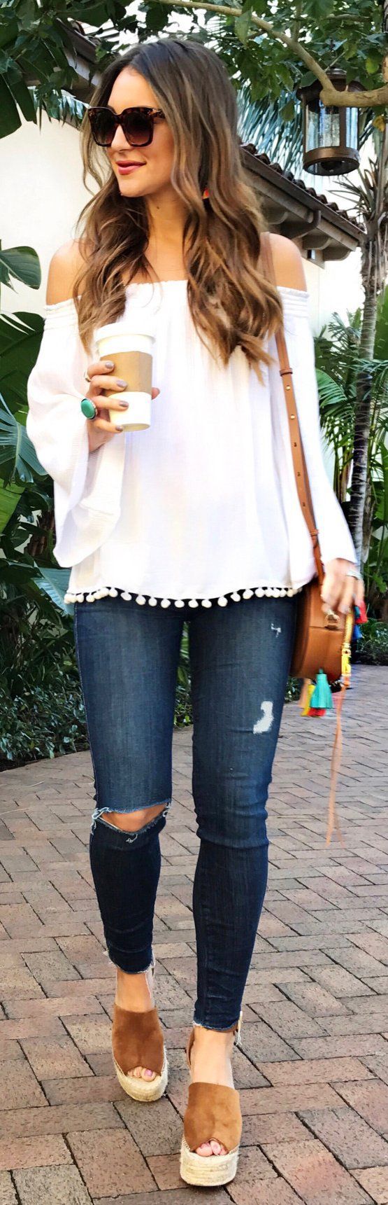 25 Flirty Outfits To Wear for Spring 2018 - Outfit Ideas for Women