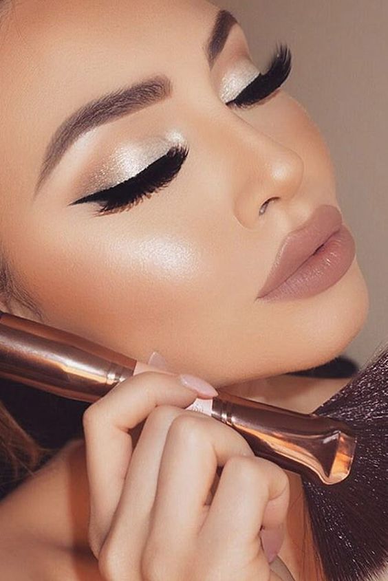 20 Glamorous Eye Makeup Looks - Hottest Makeup Trends