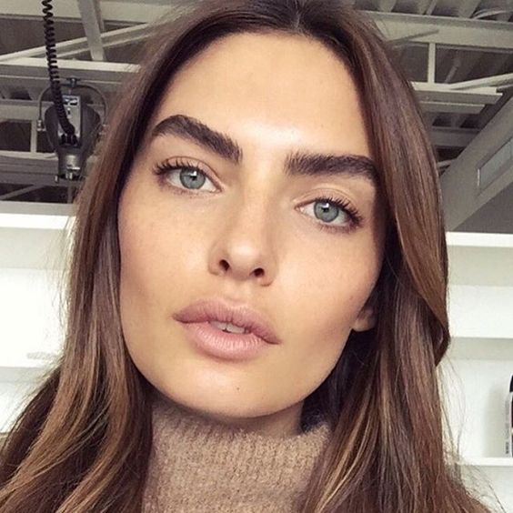How to Create Natural-Looking Brows