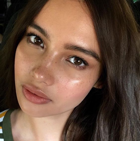 How to Fake Natural Glowing Skin