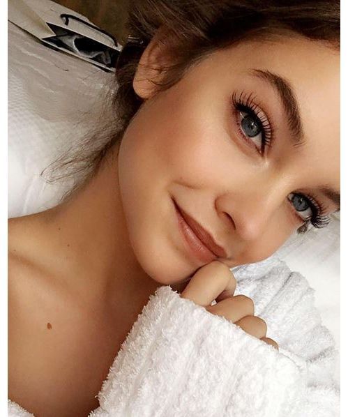 How to Fake Natural Glowing Skin