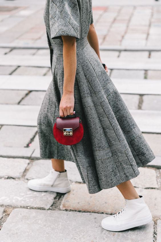 Bags | Streetstyle | Trends | More bags and trends on Fashionchick.nl
