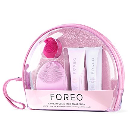 FOREO 'A DREAM COME TRUE' Anti-Aging Skin Care Set (Includes LUNA 2 Facial Cleansing Brush + LUNA play Face Brush + 60 ml Day and Night Cleansers)