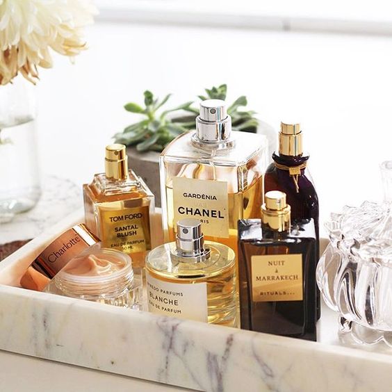 I love this tray. I use trays to hold perfume all the time. I love the use of marble. It is unique but still feminine. It is also simple enough not to be distracting or over-powering.