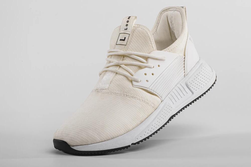 stylish comfortable tennis shoes