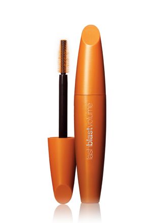 It may look like cheap drug store mascara, but it is much better than anything I've ever bought at Sephora or Ulta.