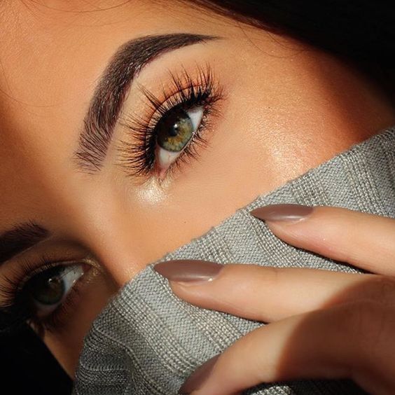 Lilly Lashes in Miami