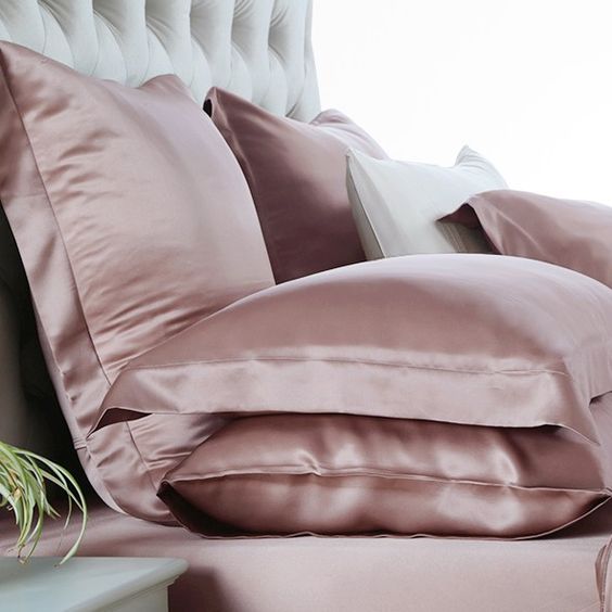 7 Transformative Overnight Beauty Tips