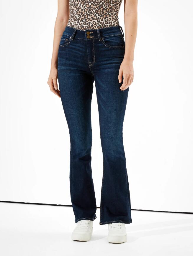How to Wear Flare Jeans - The Ultimate Flare Jeans Styling Guide 5 High-Waisted Artist® Flare Jean