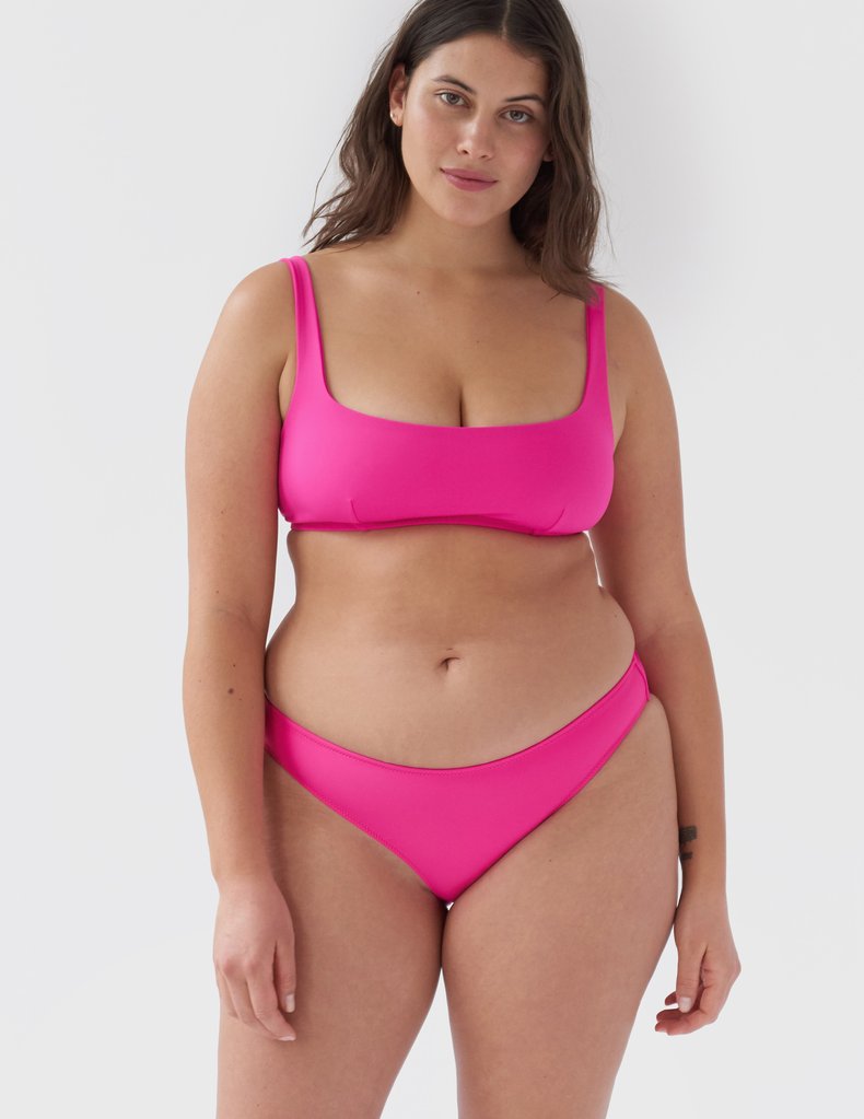 the best plus size bathing suits for fresh style comfort herstylecode The Best Plus Size Bathing Suits - Swimsuits for Fresh Style & Comfort
