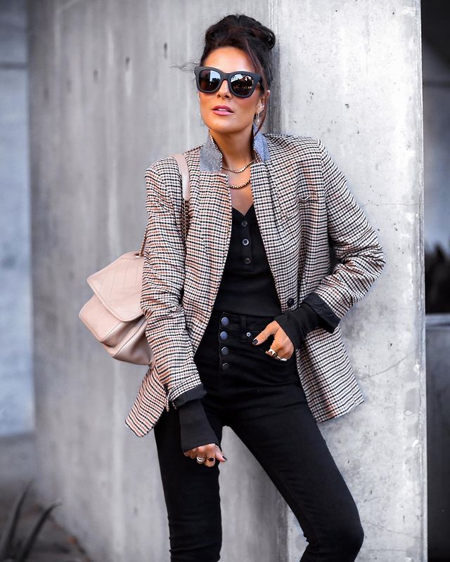 What to Wear with a Blazer - Female Fashion Right Now!