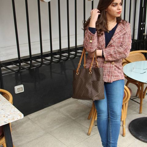 What to Wear with a Blazer - Female Fashion Right Now!