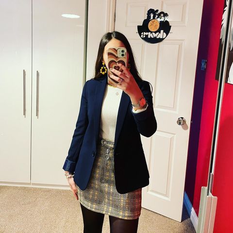 What to Wear with a Blazer - Female Fashion Right Now!