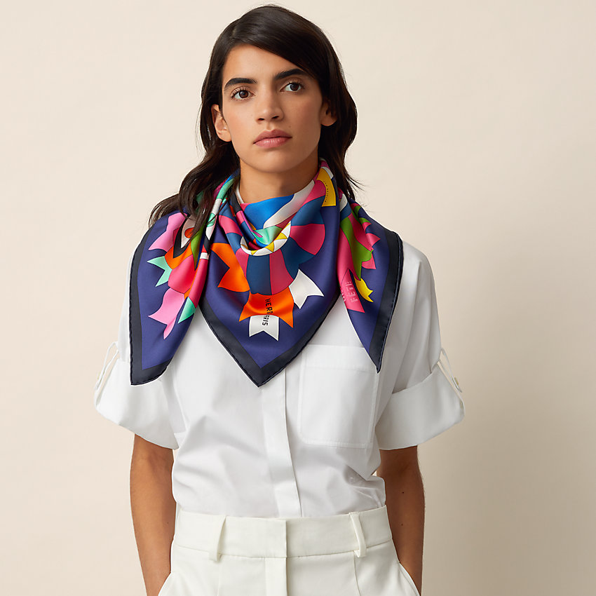 How to tie a twilly in kelly 25? #hermestwilly #hermesscarf #hermesunb, Hermes Scarf