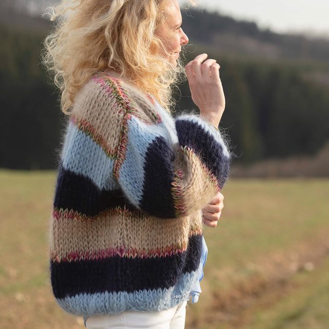 How to Wear Chunky Knits - Chunky Knit Sweater Outfit Ideas