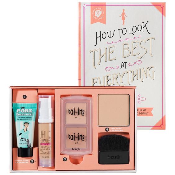 Pin for Later: Gifts to Help the Busy Mom Feel Totally Stress-Free A Makeup Kit When she needs a touch-up on the go, this Benefit Cosmetics makeup kit is packed with all the right goodies.
