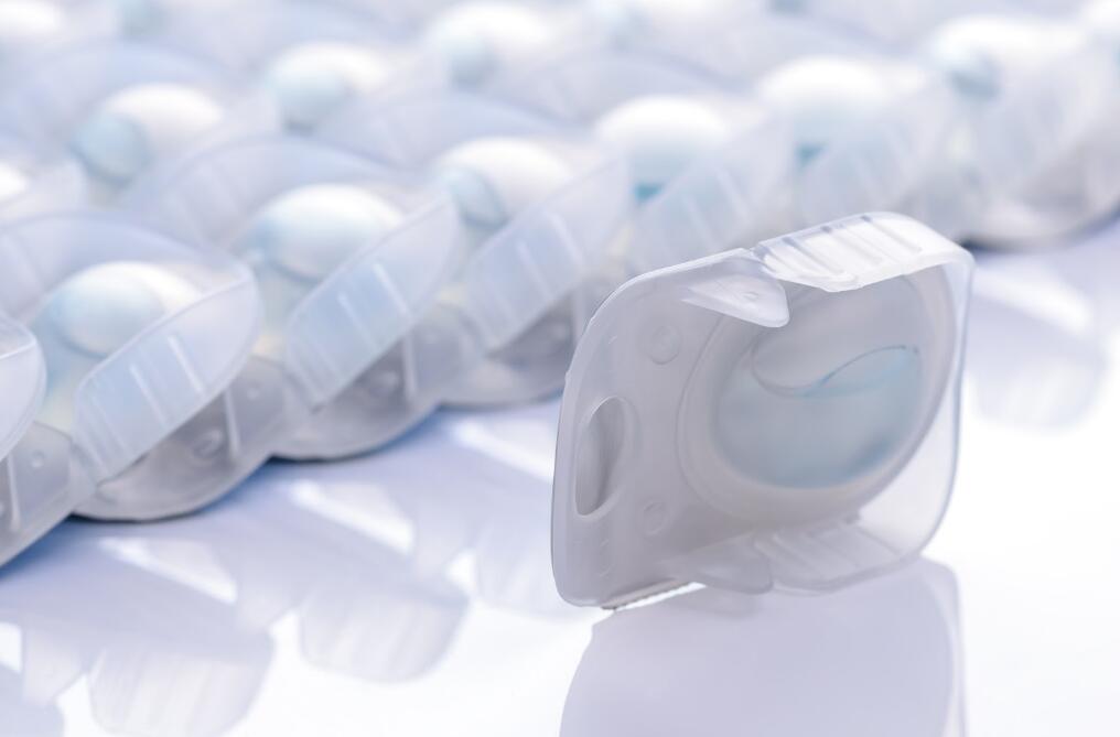 Contact Lenses