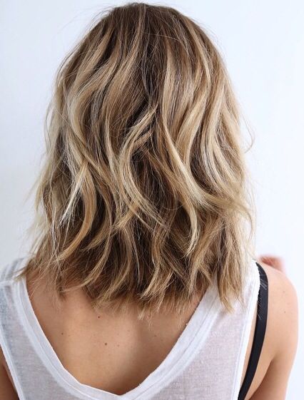medium dark hairstyles with highlights