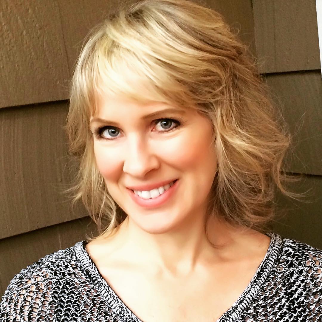 36 Stunning Hairstyles & Haircuts with Bangs for Short, Medium Long Hair 36 Stunning Hairstyles & Haircuts with Bangs for Short, Medium Long Hair