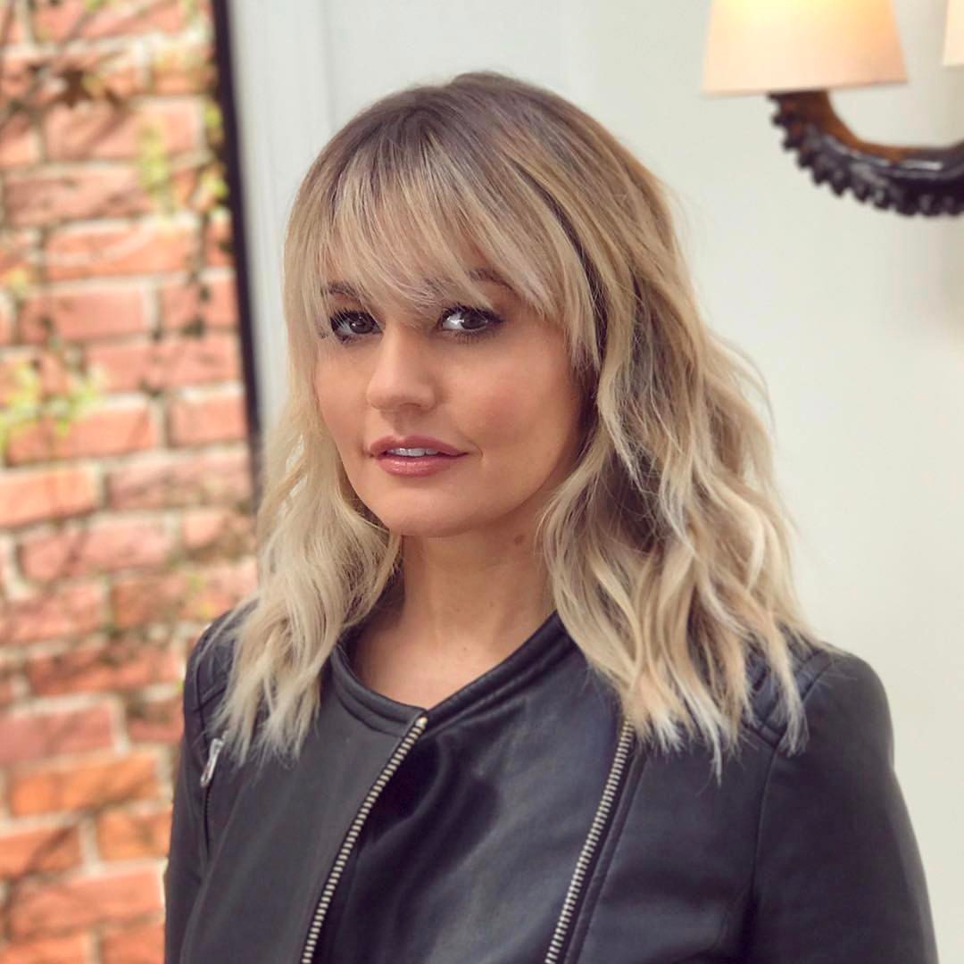 36 Stunning Hairstyles & Haircuts with Bangs for Short, Medium Long Hair 36 Stunning Hairstyles & Haircuts with Bangs for Short, Medium Long Hair